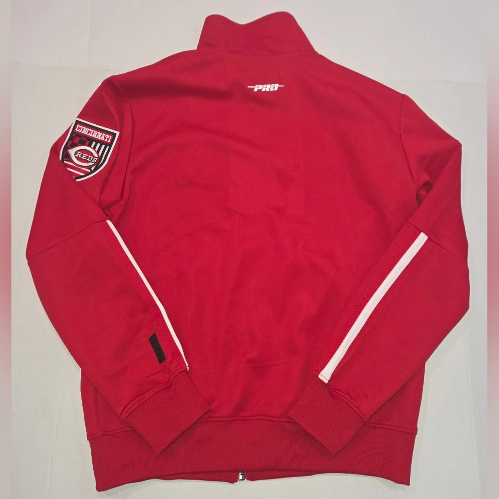 Red Pro Standard Jacket - Picture 2 of 3